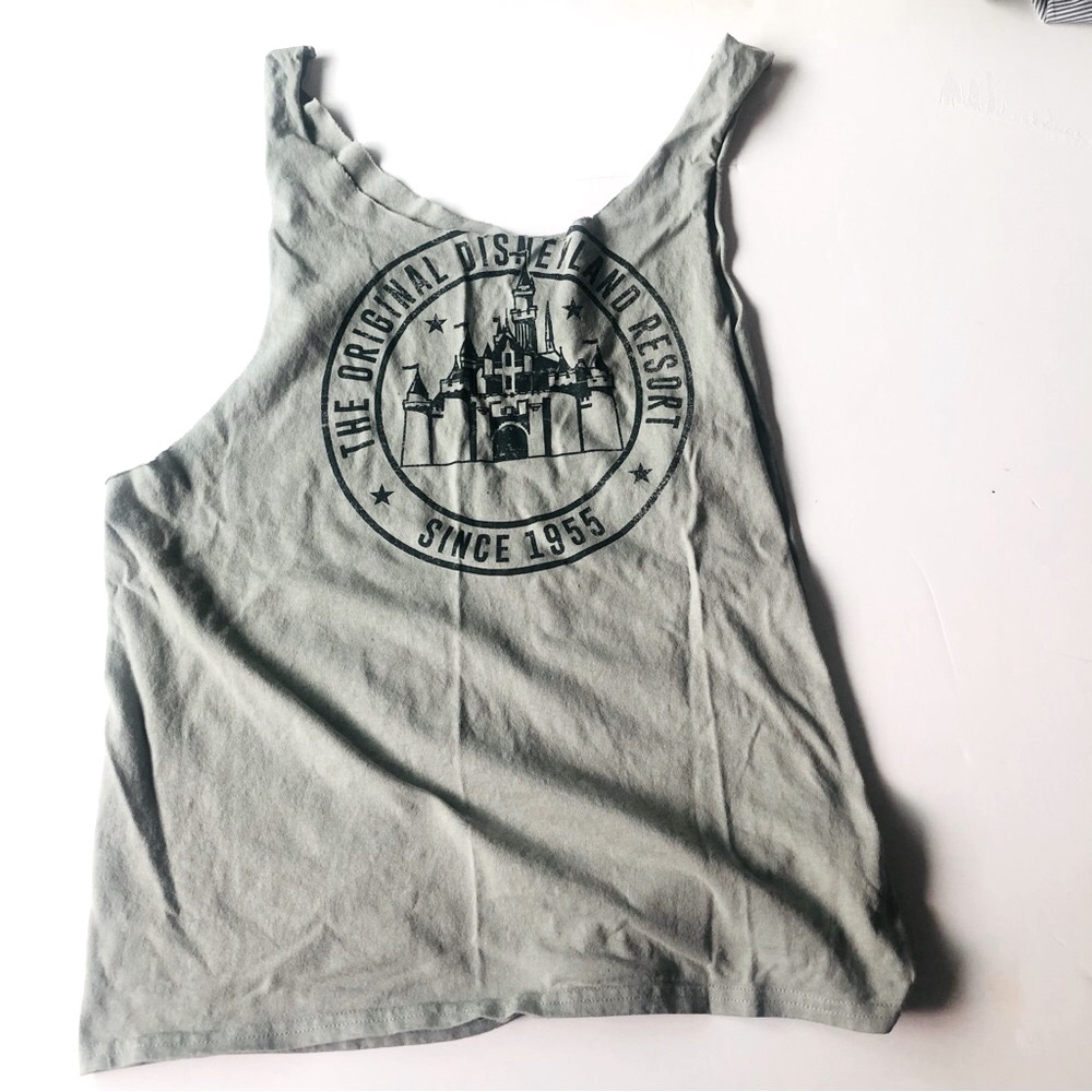 π free gift with purchase! π Official Disneyland wide cut tank